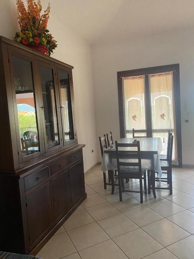 Magnifica Pula Villa Bagian luar foto
